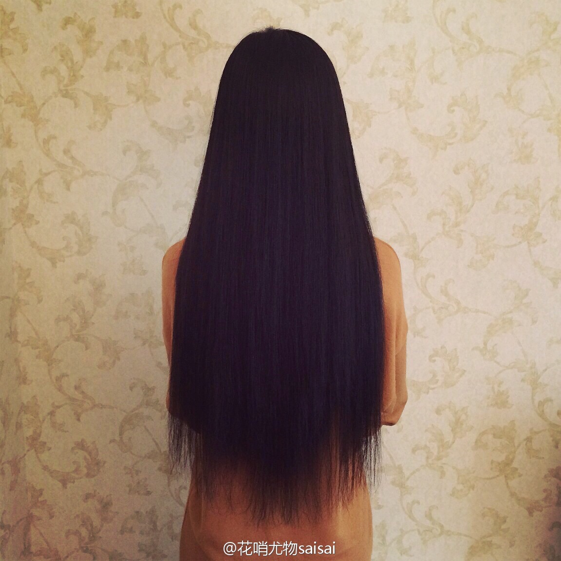 花哨尤物saisai的微博列表微女郎